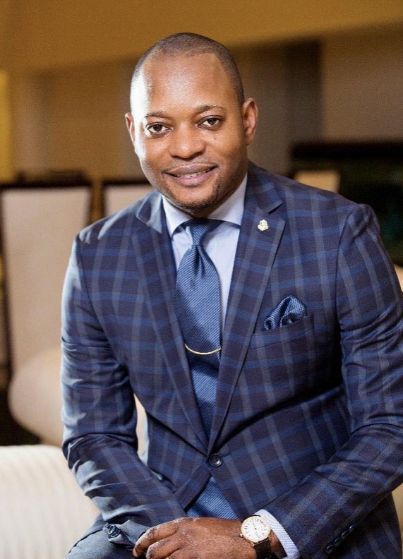 Alph lukau